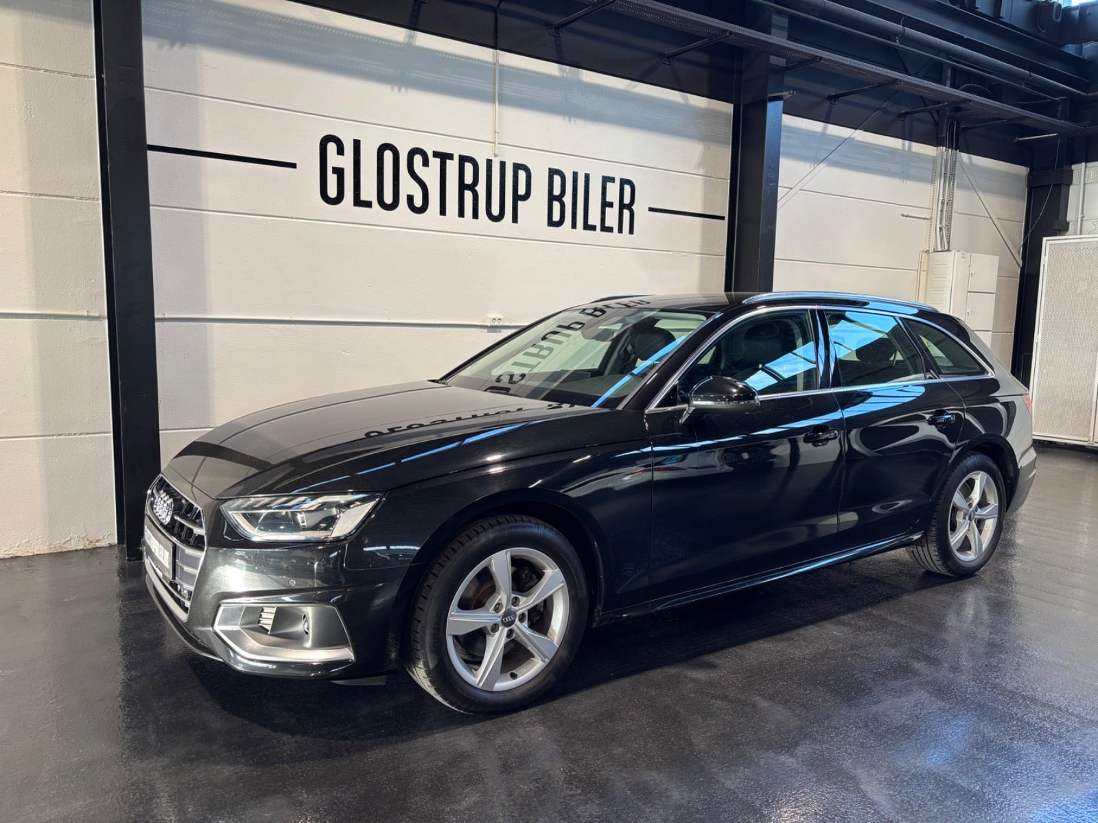 Sort Audi A4 fra 2020