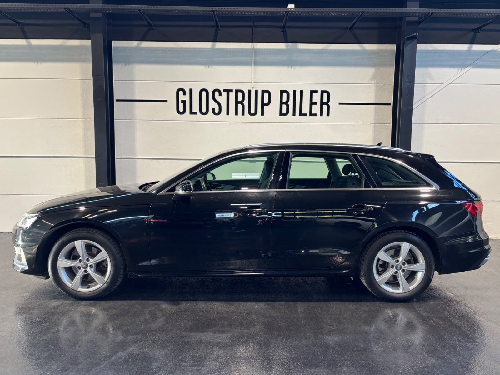 Sort Audi A4 fra 2020