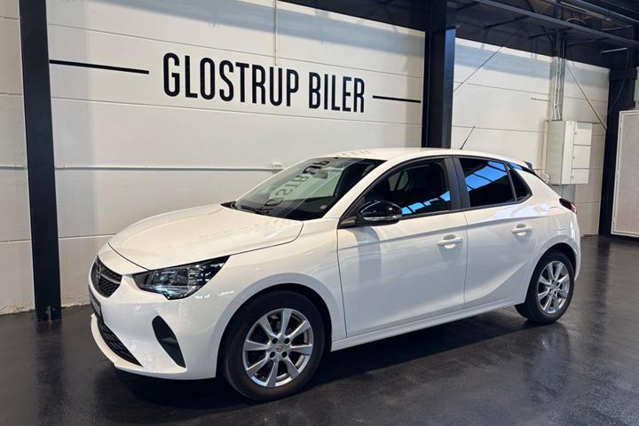 Hvid Opel Corsa fra 2022