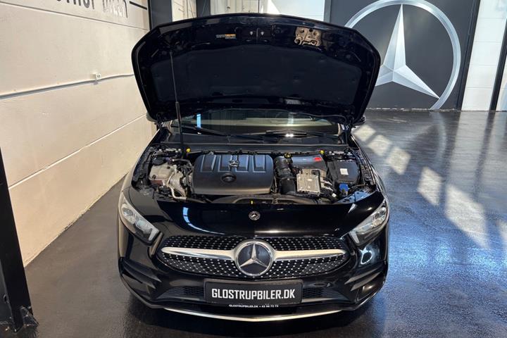 Sort Mercedes A180 d fra 2021