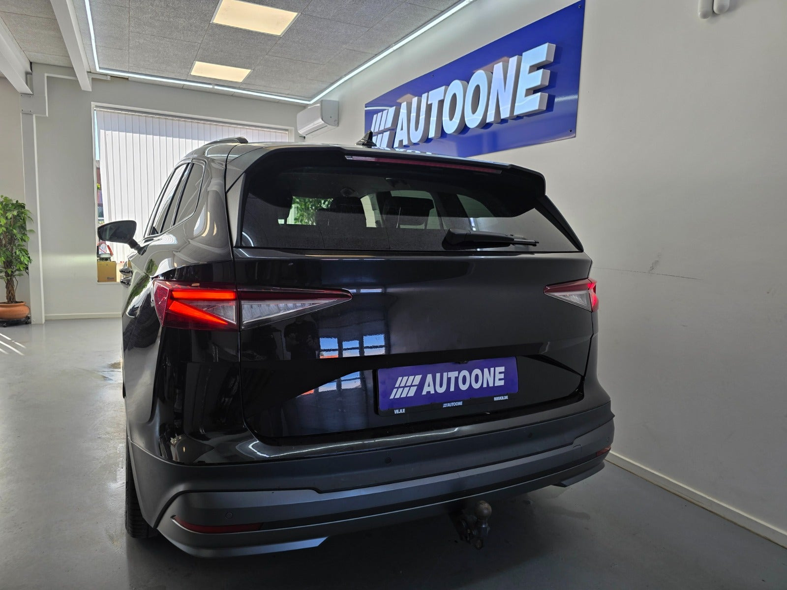 Sort Skoda Enyaq fra 2022