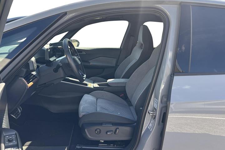 Grå Cupra Born fra 2024