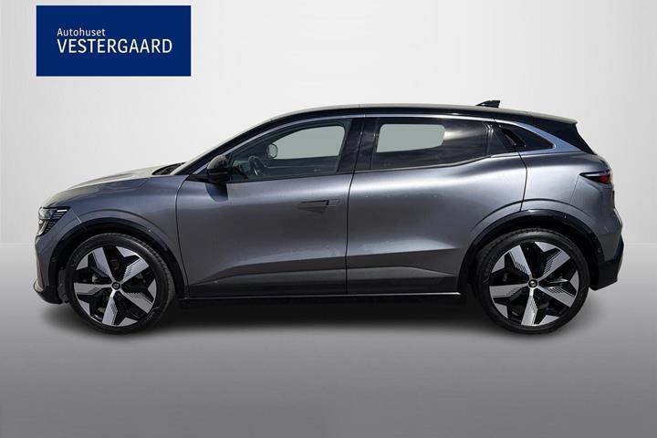 Grå Renault Megane E-Tech fra 2023