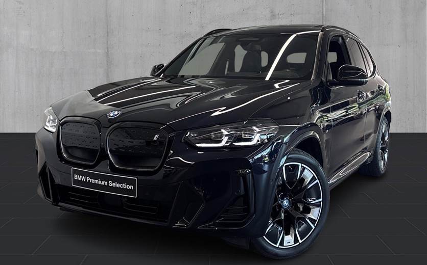 BMW iX3 Charged Plus M-Sport