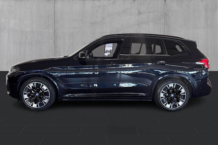 Sort BMW iX3 fra 2022
