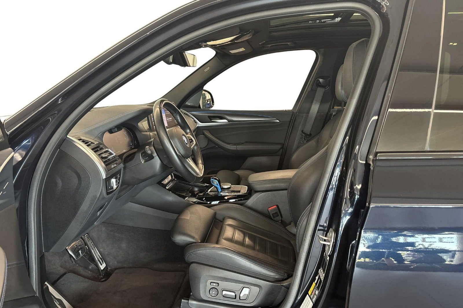 Sort BMW iX3 fra 2022