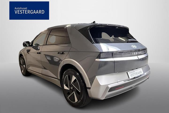 Grå Hyundai Ioniq 5 fra 2026