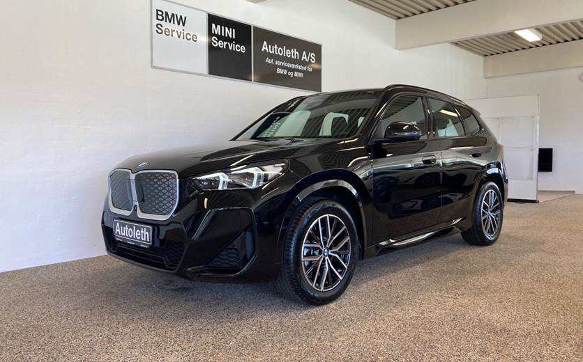 BMW iX1 xDrive30 M-Sport
