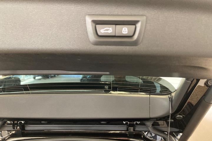 Sort BMW iX1 fra 2025