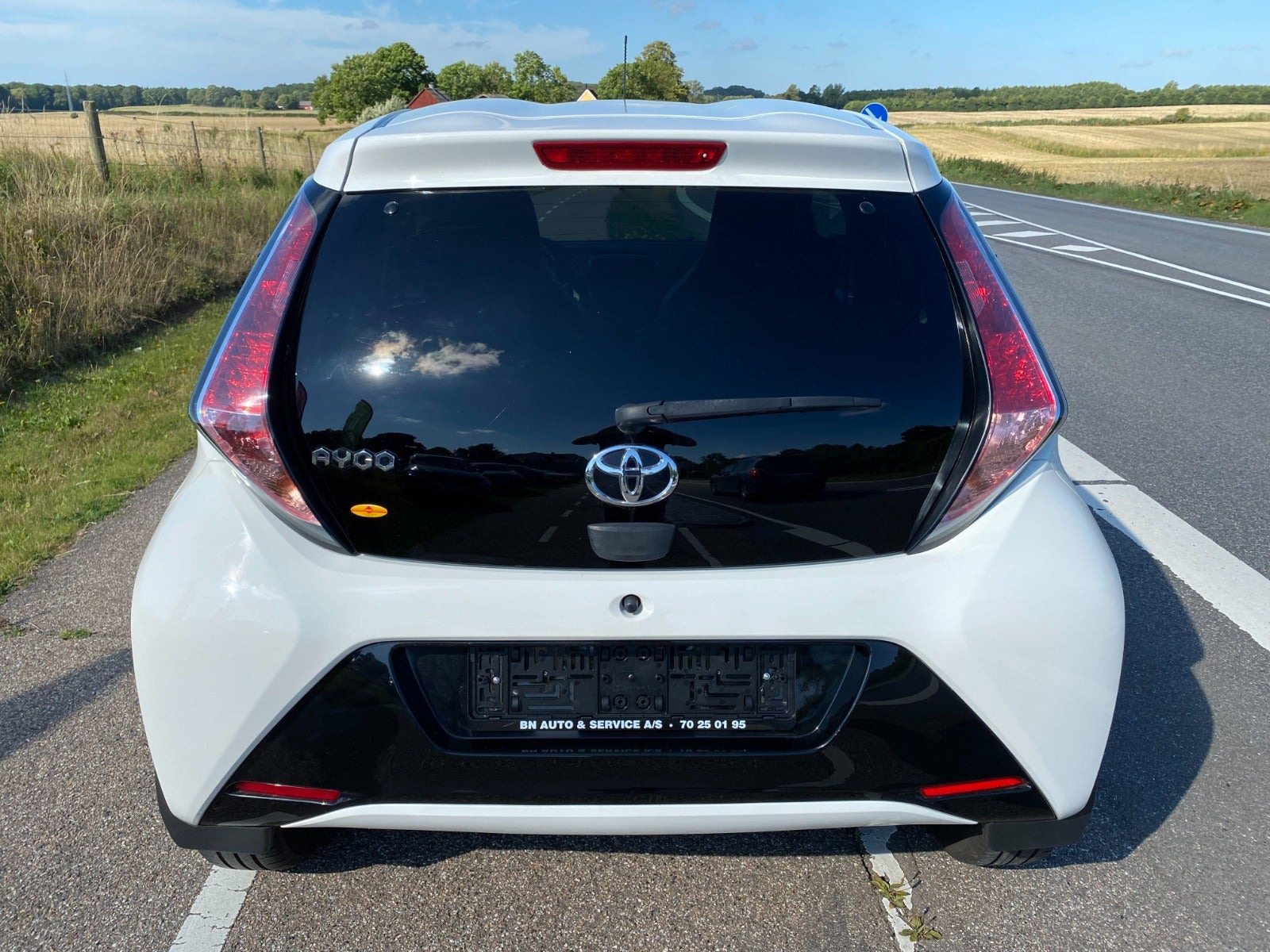 Hvid Toyota Aygo fra 2018