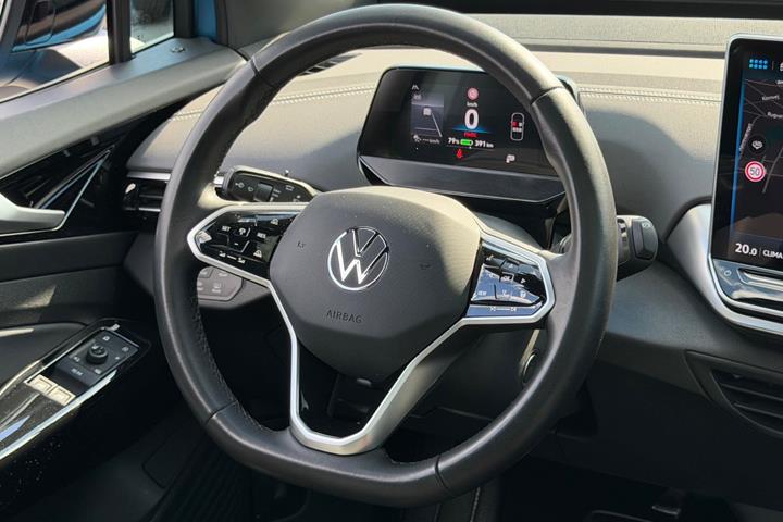 Blå VW ID.4 fra 2025