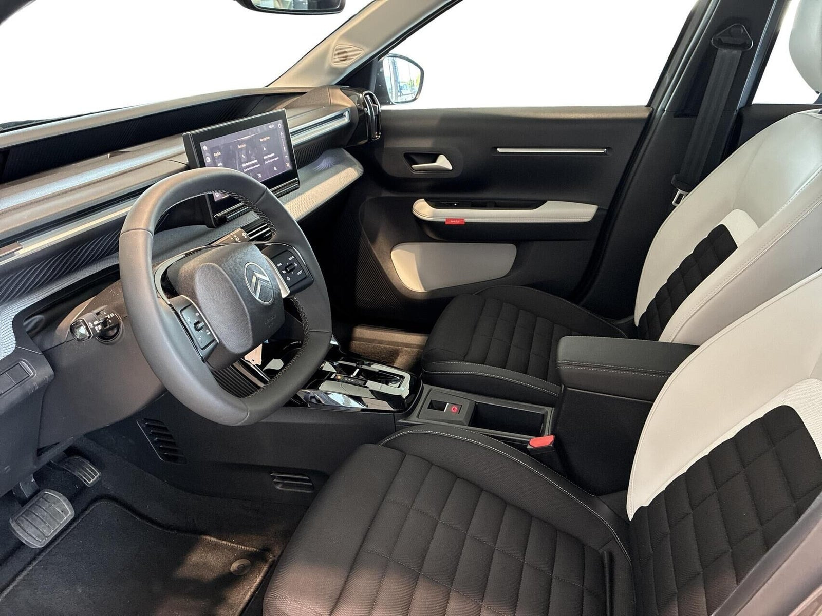Grå Citroën e-C3 Aircross fra 2025