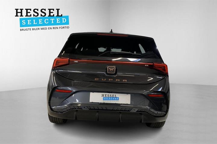Grå Cupra Born fra 2023