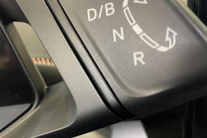 Grå Cupra Born fra 2023