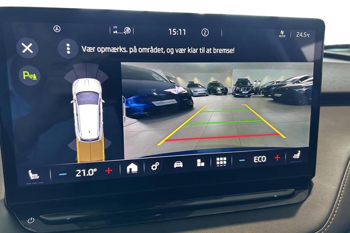 Blå Skoda Enyaq fra 2021