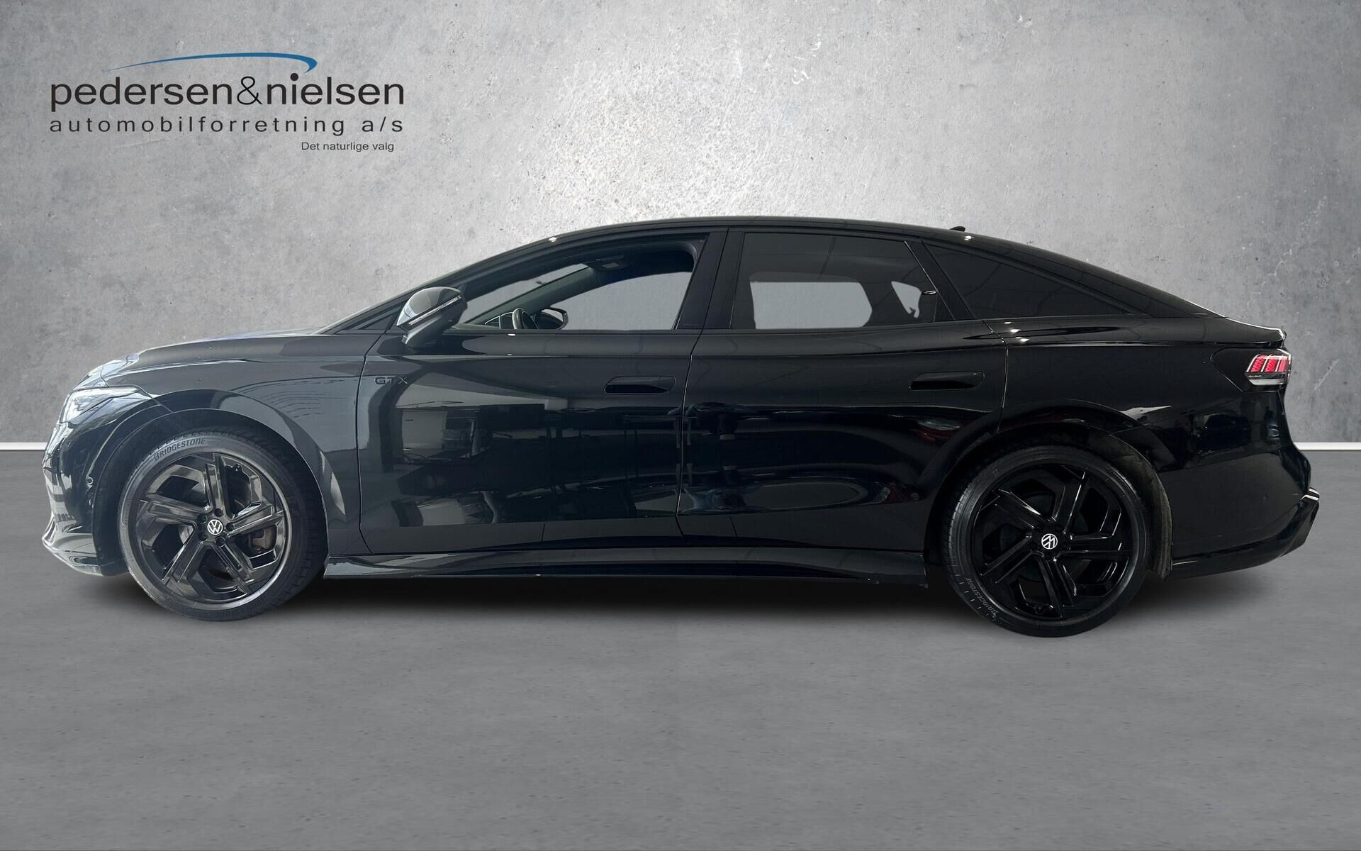 Sort VW ID.7 fra 2024