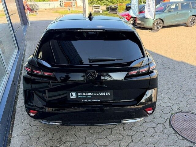 Sort Peugeot 308 fra 2022