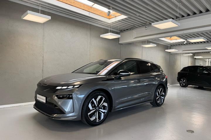 Grå Skoda Enyaq fra 2026