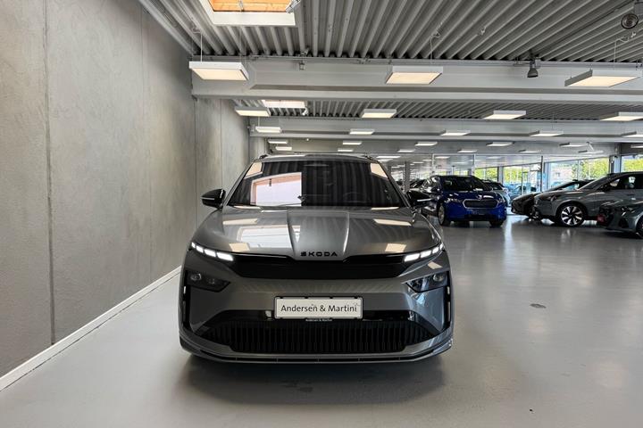 Grå Skoda Enyaq fra 2026