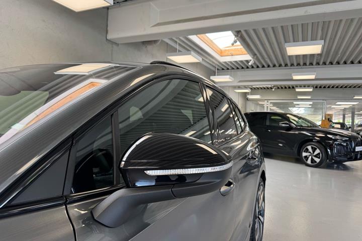 Grå Skoda Enyaq fra 2026