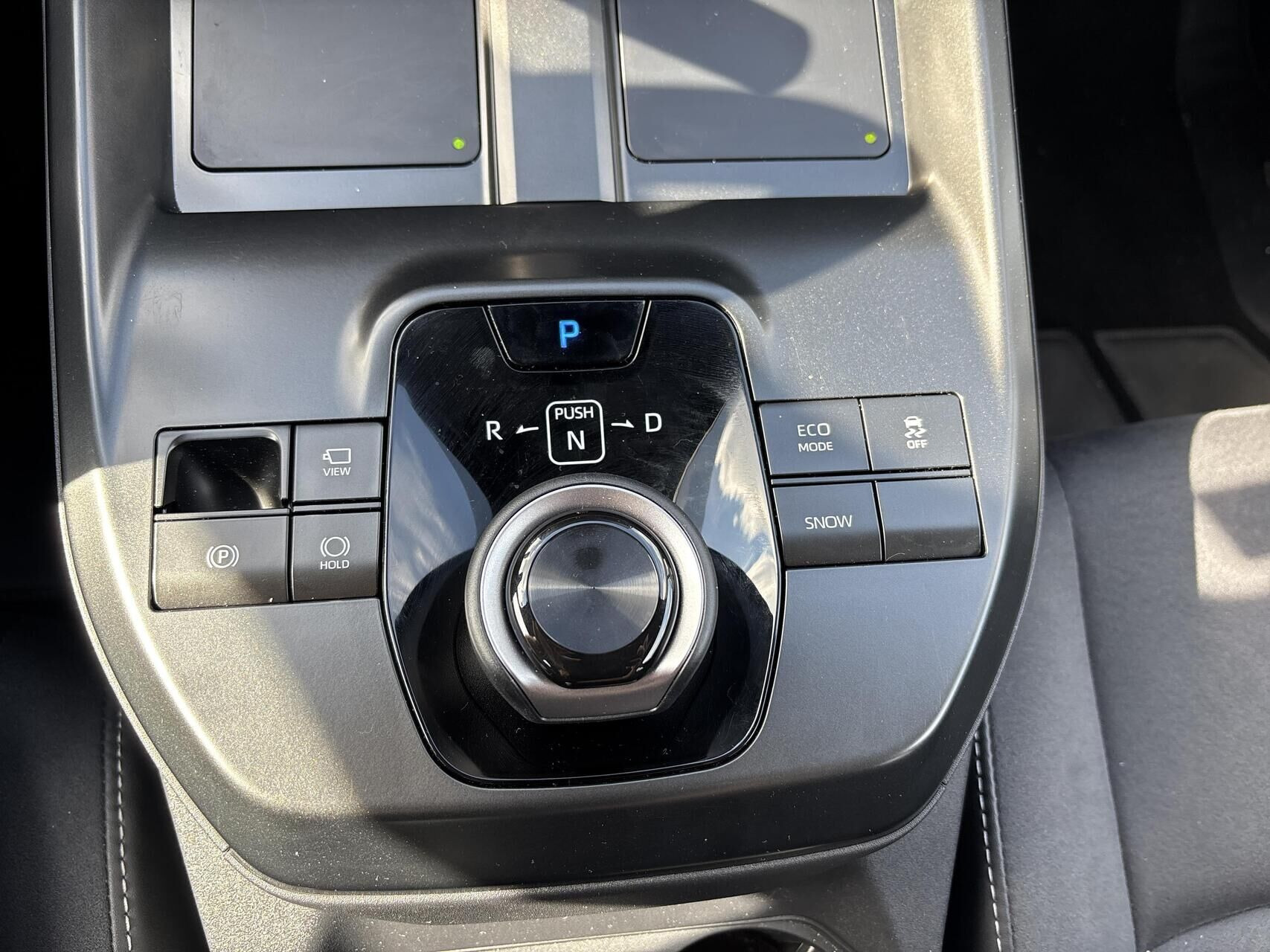 Sort Toyota C-HR+ fra 2026