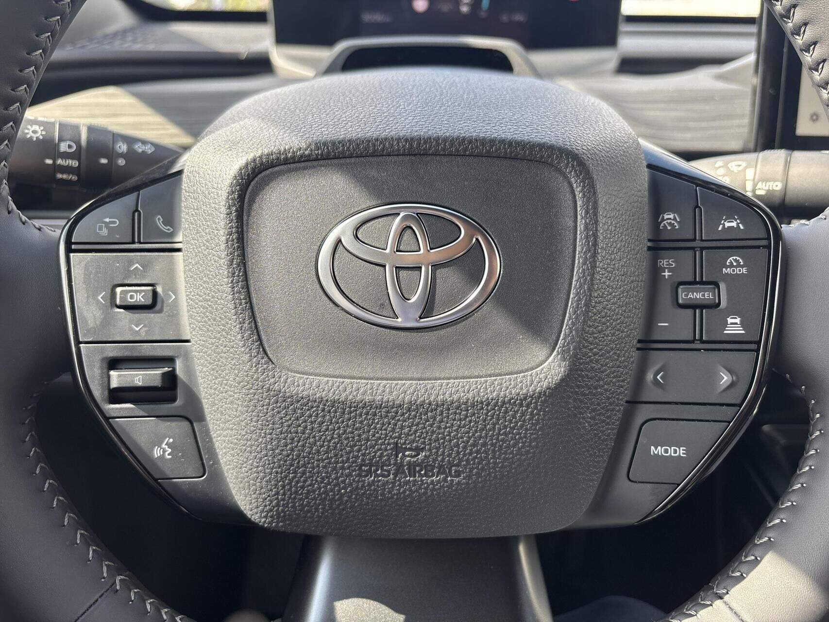 Sort Toyota C-HR+ fra 2026