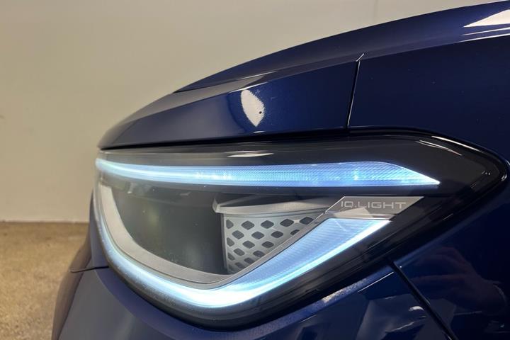Blå VW ID.4 fra 2023