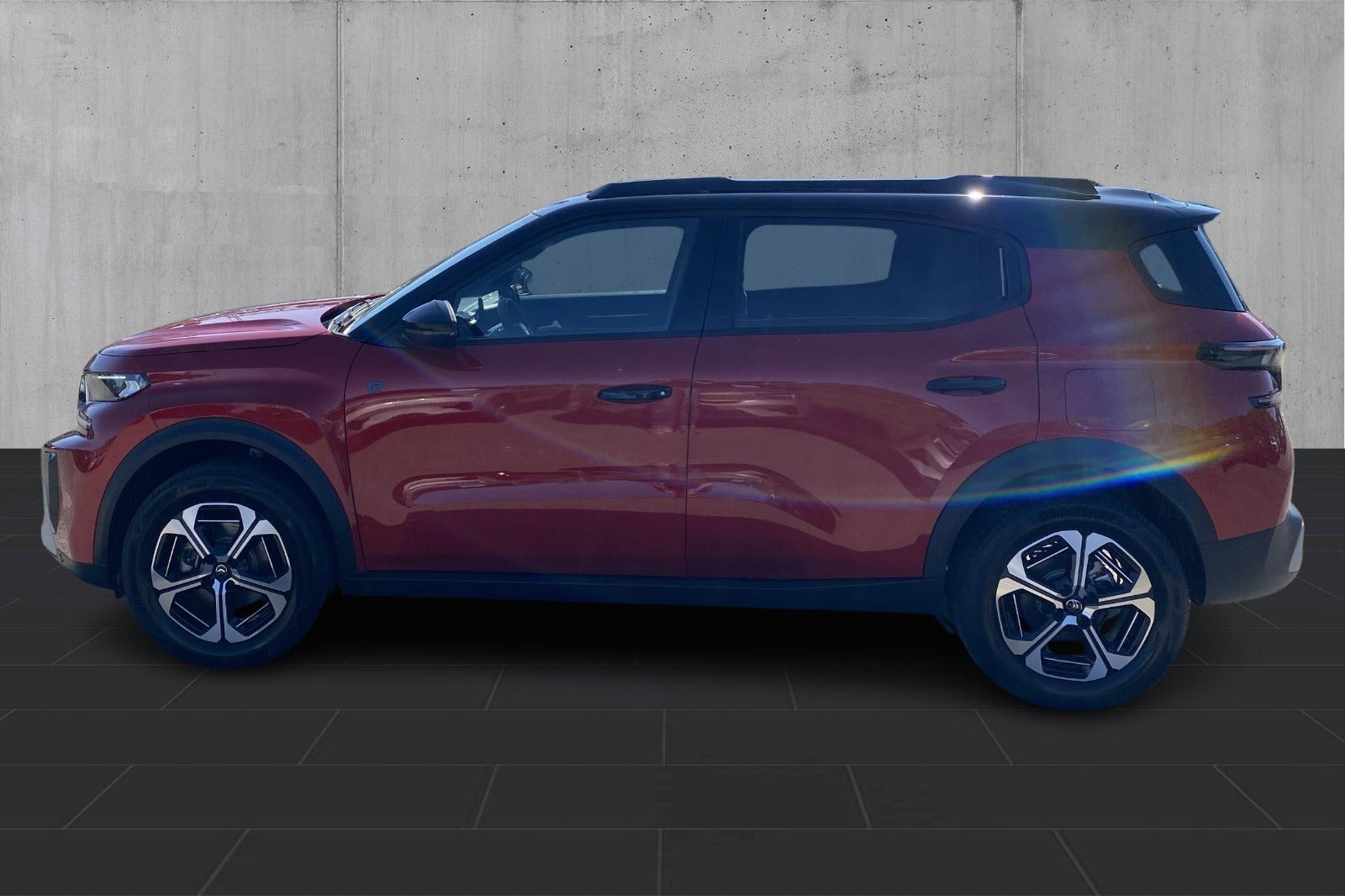 Rød Citroën e-C3 Aircross fra 2025