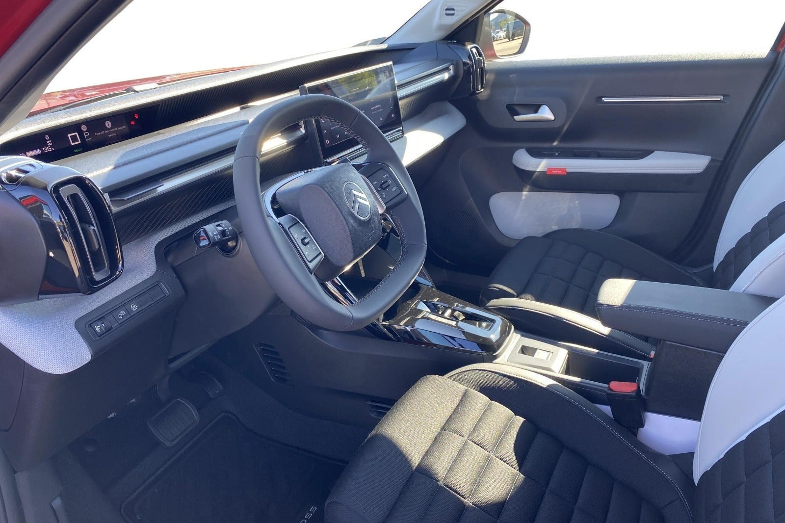 Rød Citroën e-C3 Aircross fra 2025
