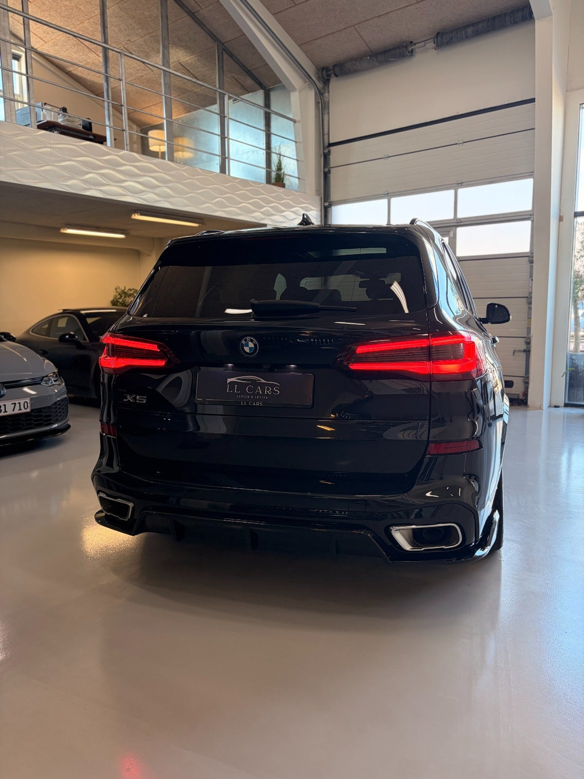 undefined BMW X5 fra 2023