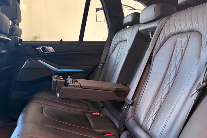 undefined BMW X5 fra 2023