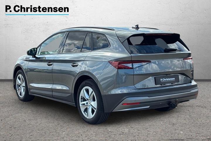 Grå Skoda Enyaq fra 2023