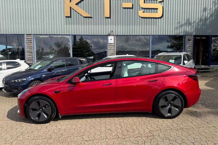 undefined Tesla Model 3 fra 2021
