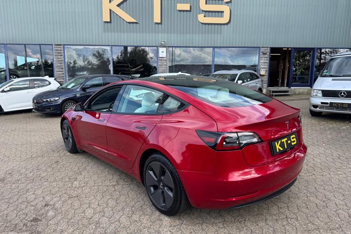 undefined Tesla Model 3 fra 2021