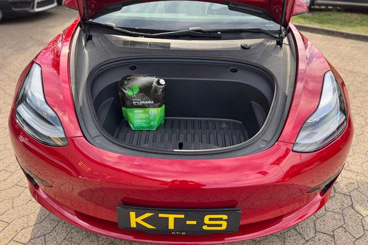 undefined Tesla Model 3 fra 2021