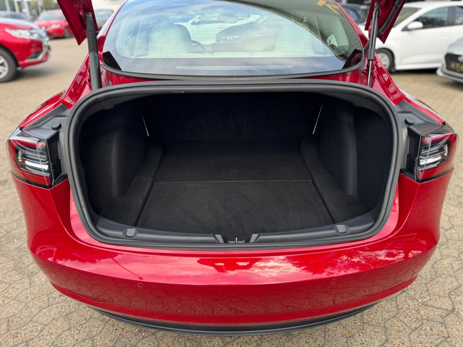undefined Tesla Model 3 fra 2021
