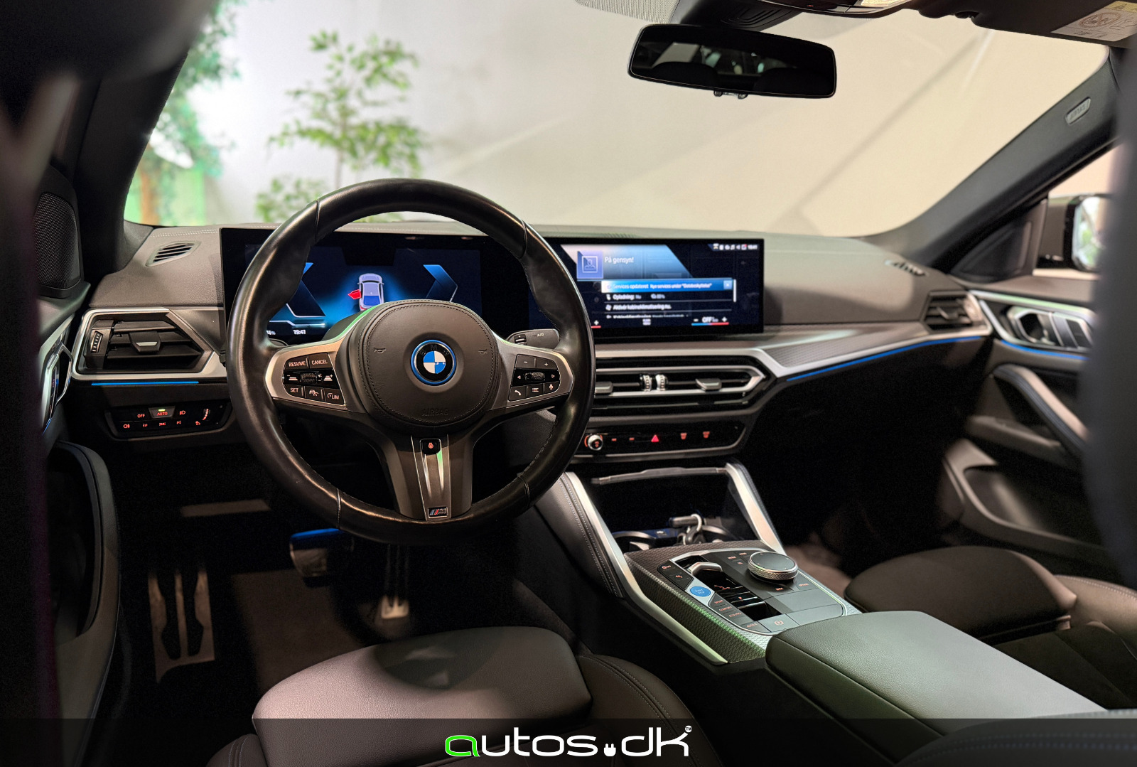 Grå BMW i4 fra 2023