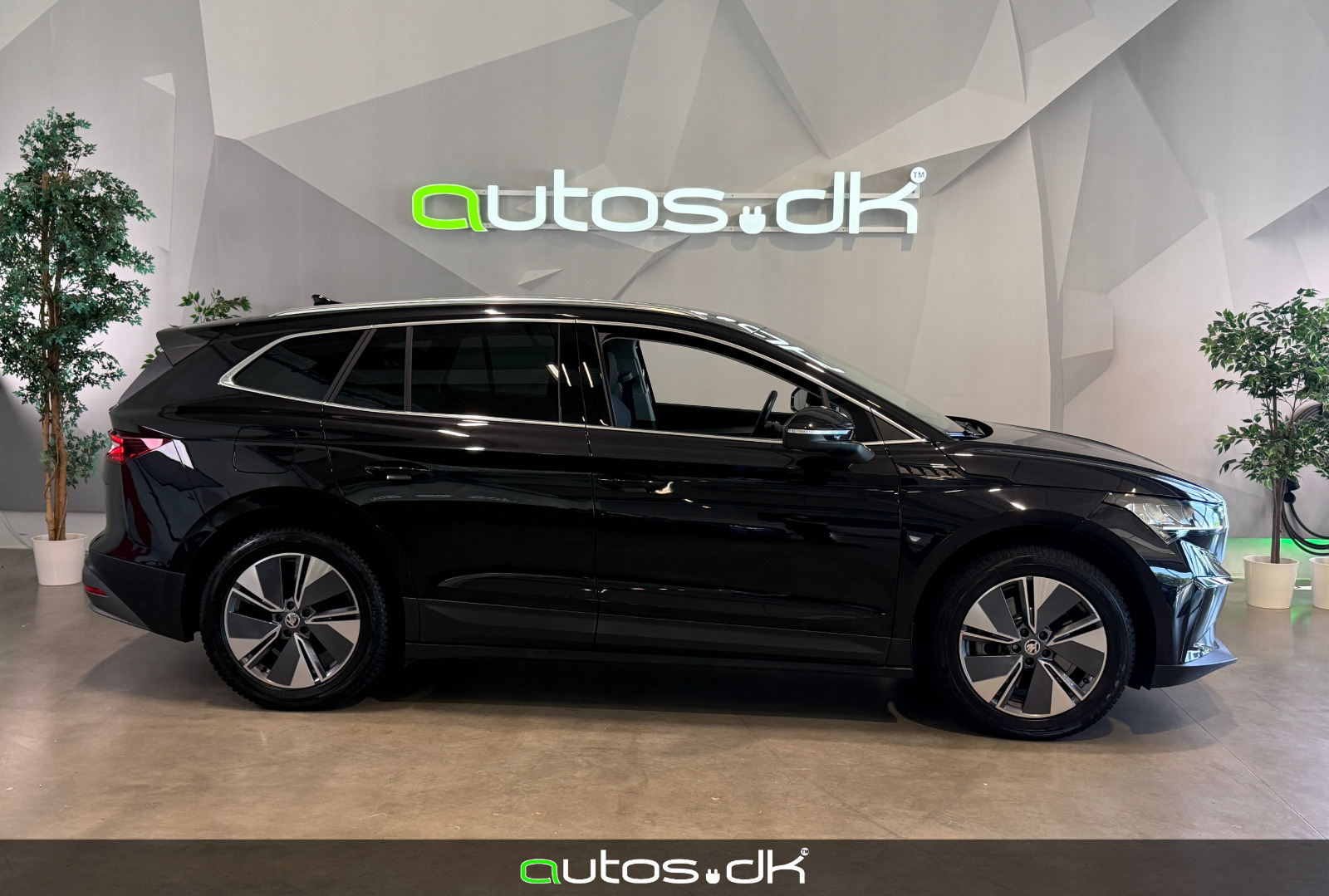 Sort Skoda Enyaq fra 2025