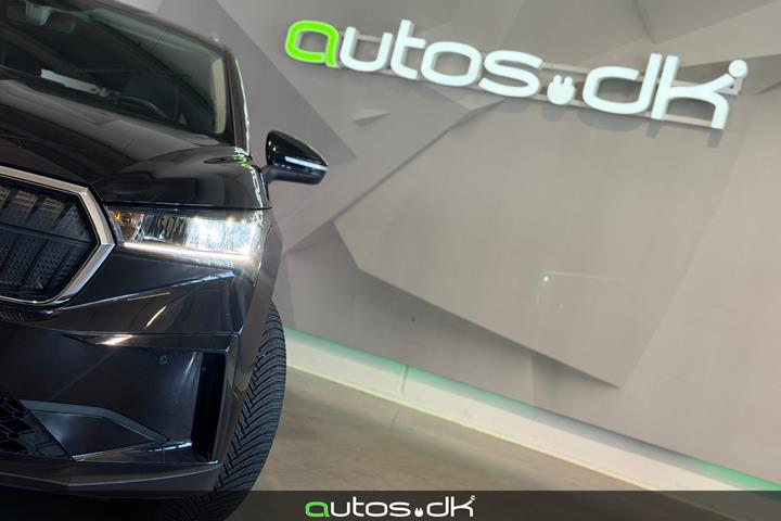 Sort Skoda Enyaq fra 2025