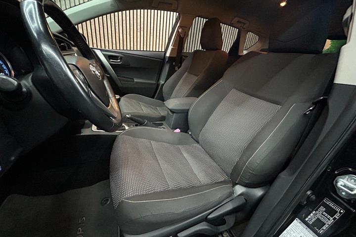 undefined Toyota Auris fra 2013