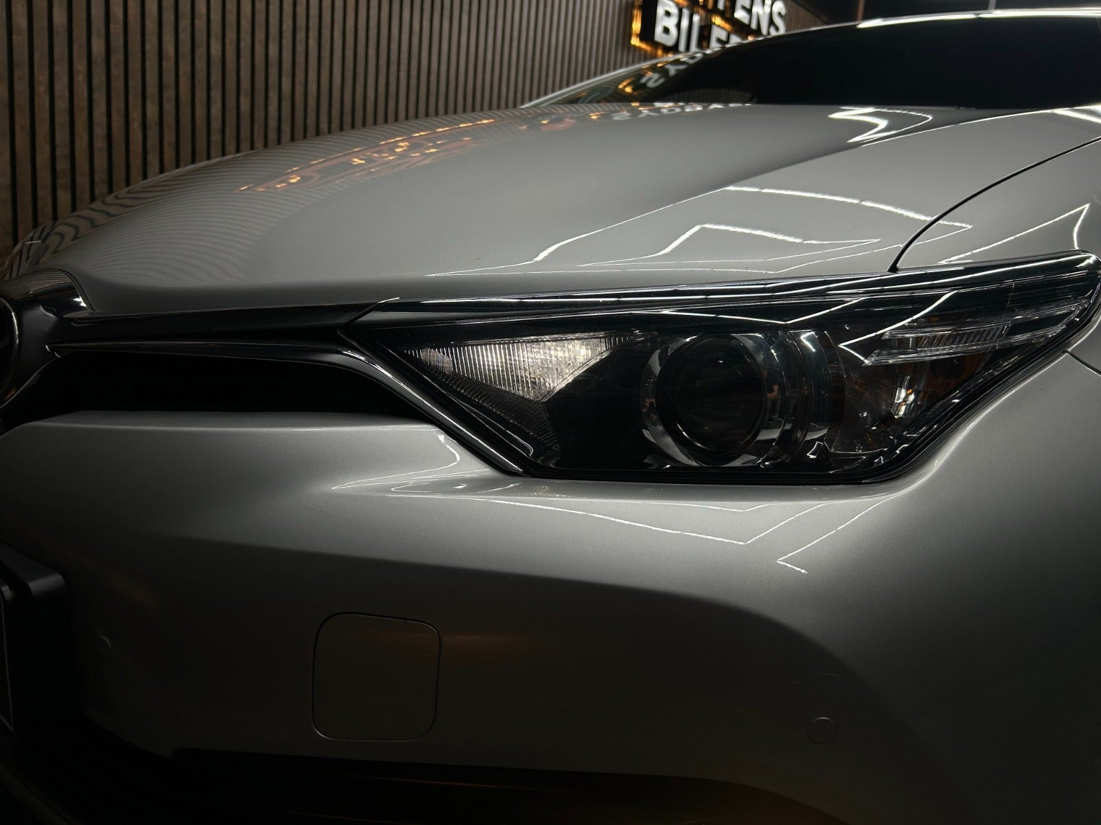 undefined Toyota Auris fra 2016
