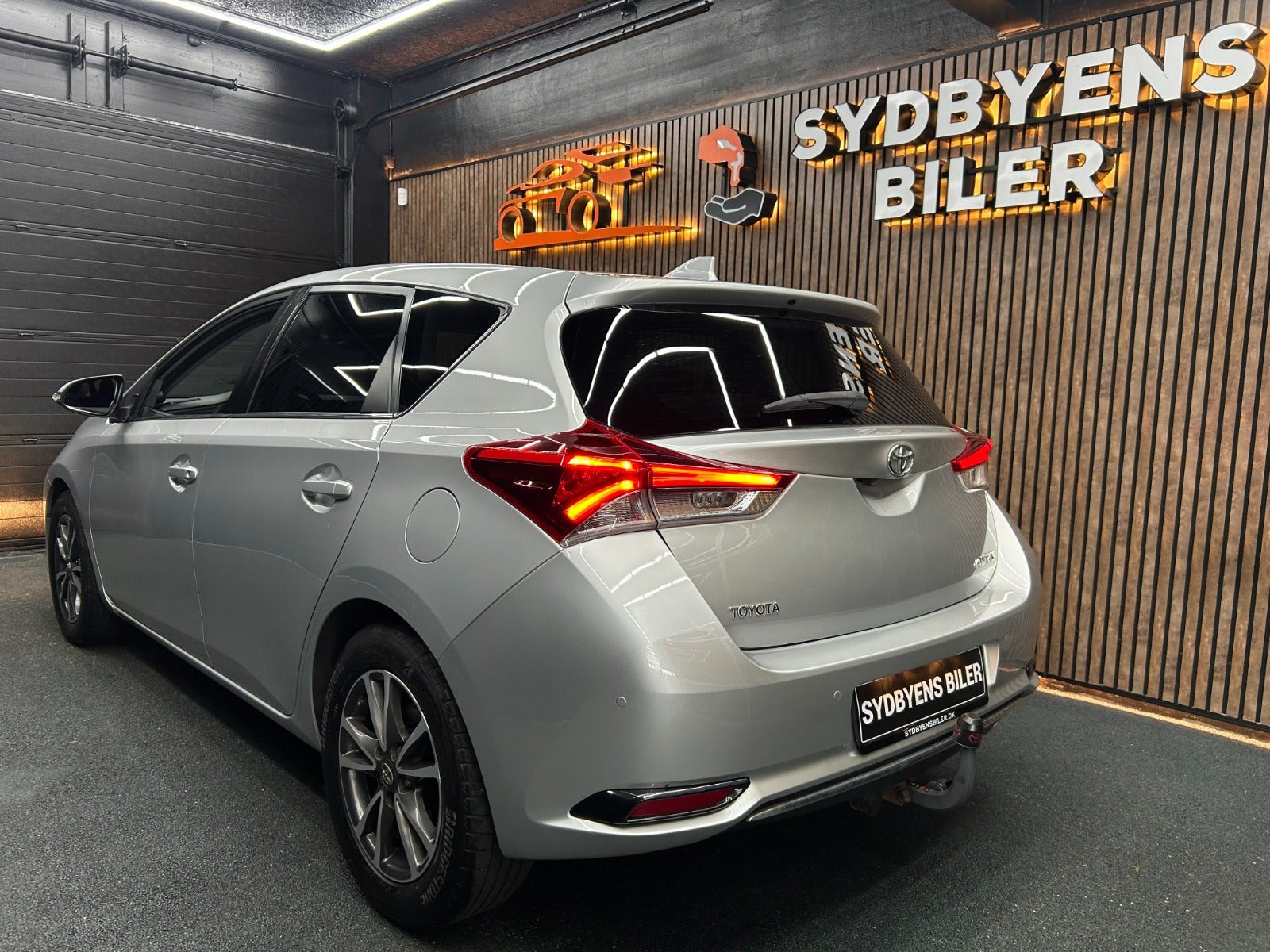 undefined Toyota Auris fra 2016