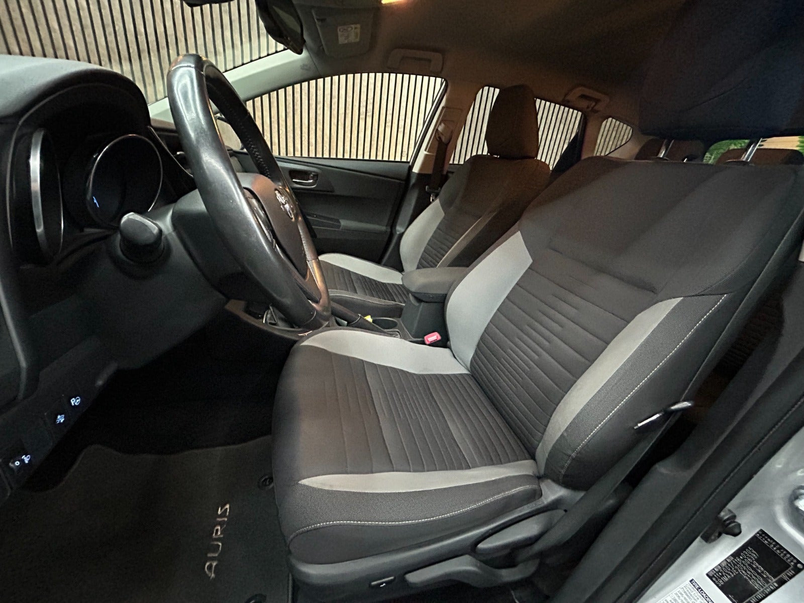 undefined Toyota Auris fra 2016