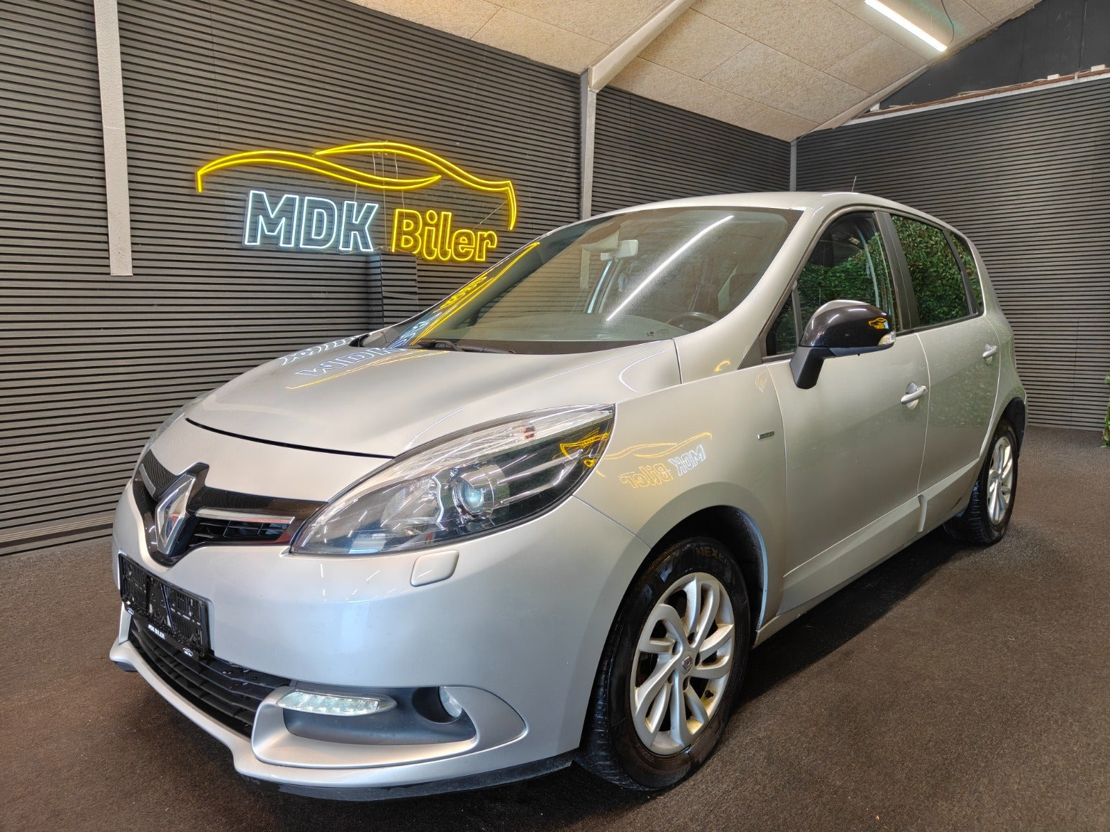 undefined Renault Scenic III fra 2014