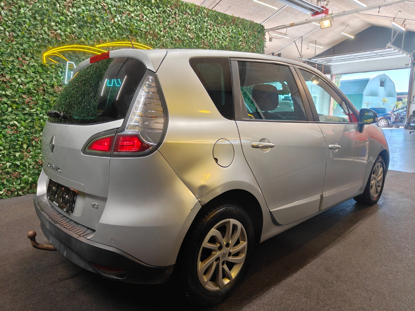 undefined Renault Scenic III fra 2014