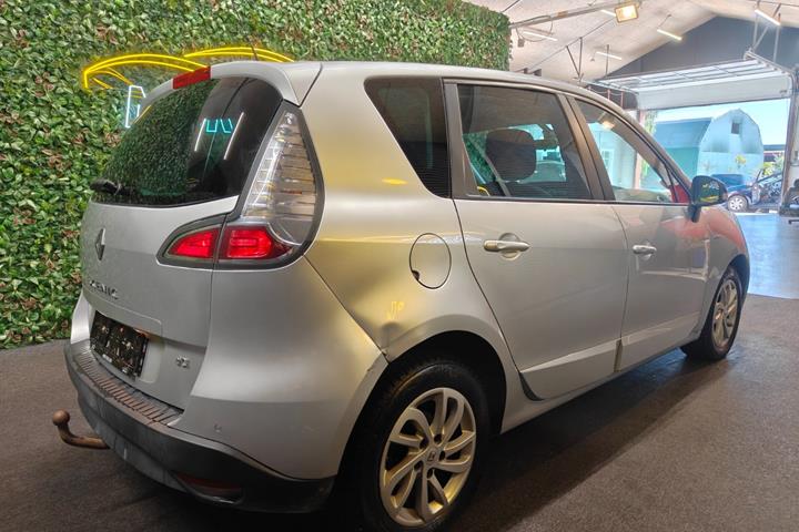 undefined Renault Scenic III fra 2014