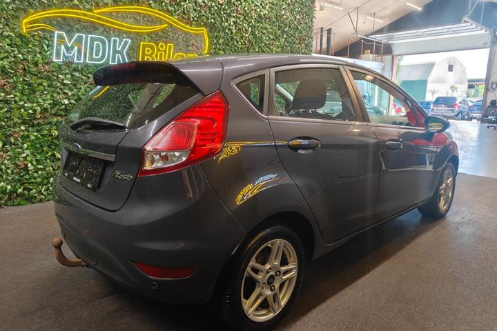 undefined Ford Fiesta fra 2013