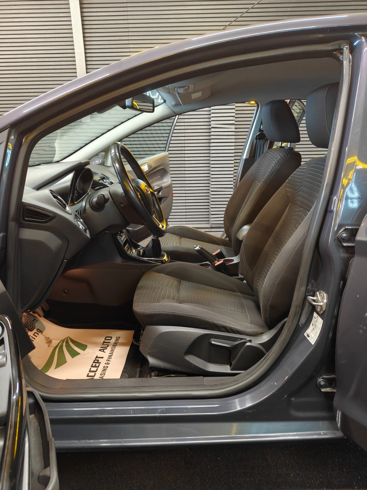 undefined Ford Fiesta fra 2013
