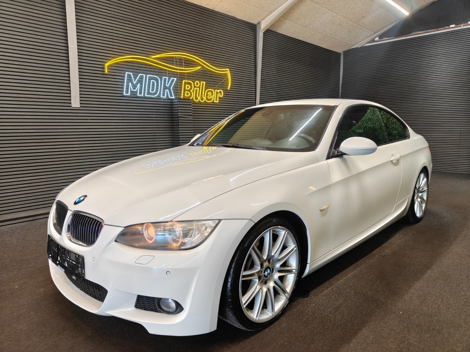 undefined BMW 335d fra 2008 set udefra