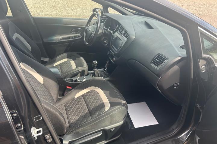 Sort Kia Ceed fra 2017
